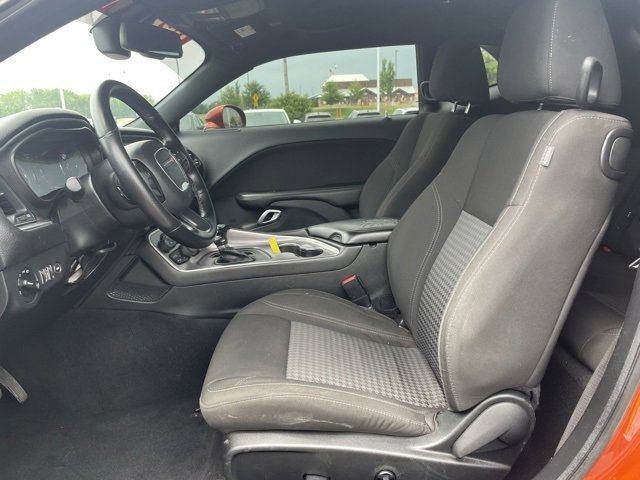 Used 2020 Dodge Challenger SXT w/ Plus Package image 9