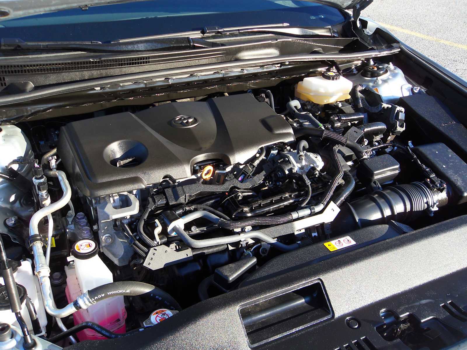 Used 2025 Toyota Camry LE image 11