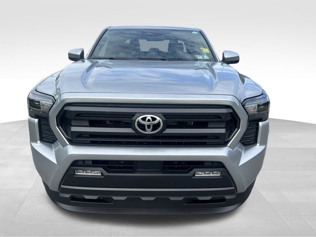 New 2026 Toyota Tacoma SR5 AWD/4WD image 8
