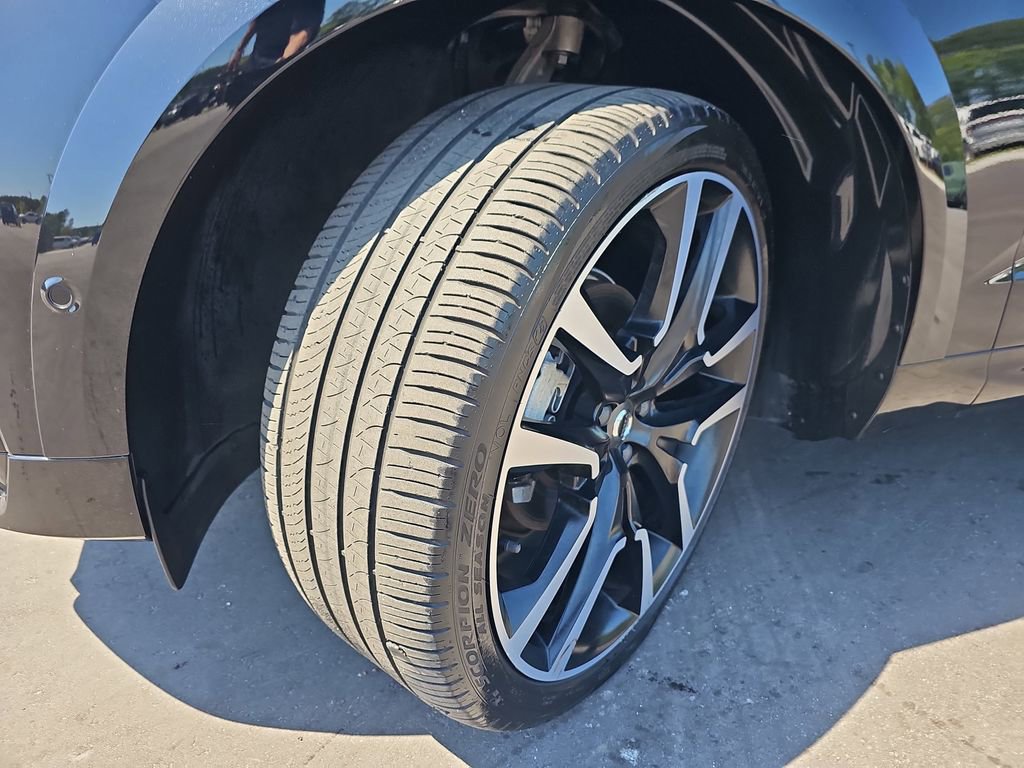 Used 2023 Volvo XC60 B5 Ultimate w/ Protection Package Premier image 36
