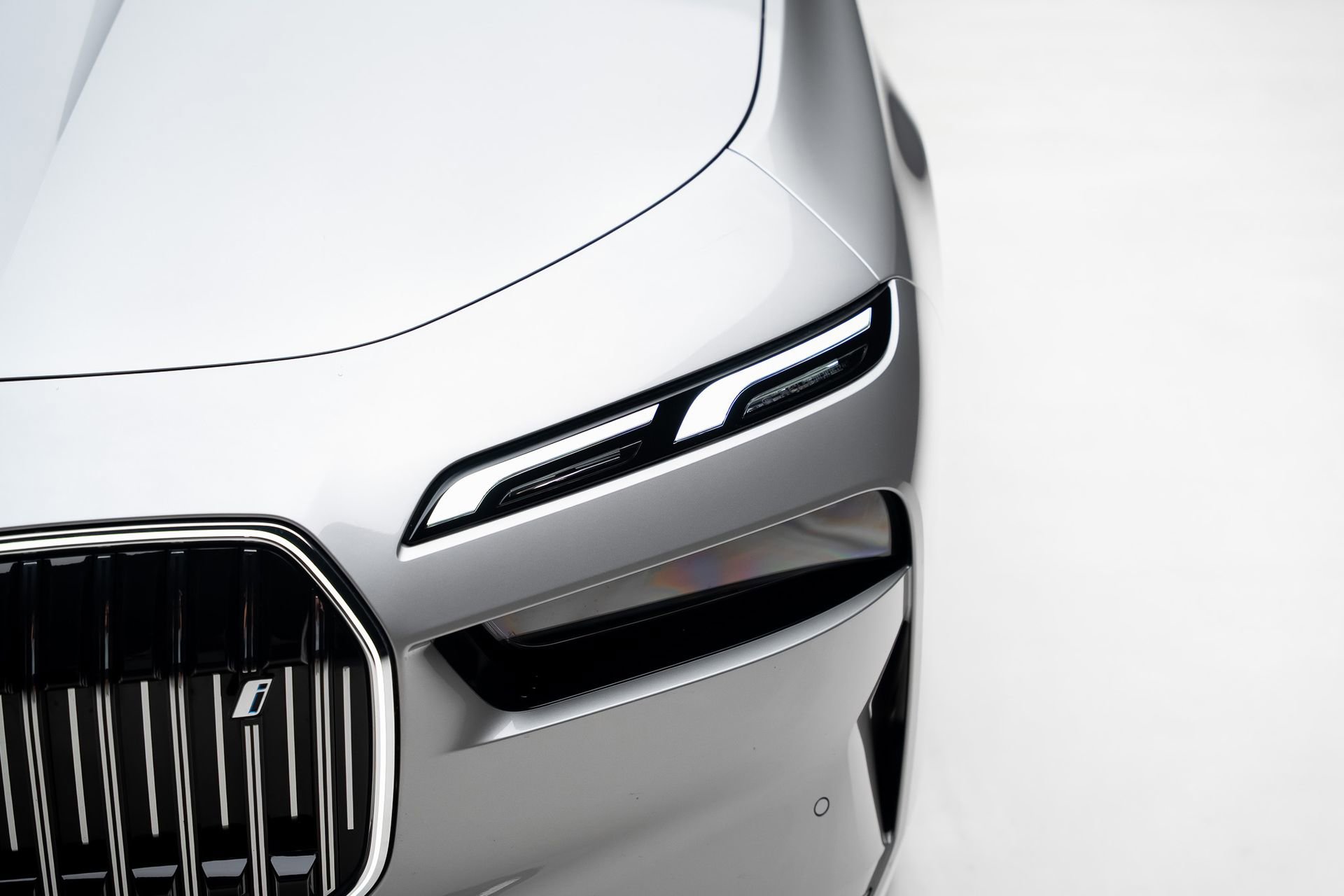 Used 2024 BMW i7 eDrive50 RWD image 11