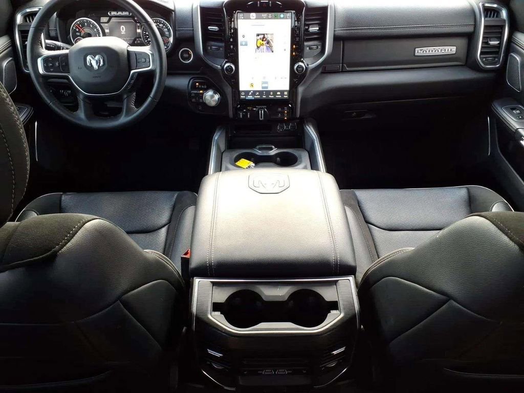 Used 2024 RAM 1500 Laramie image 10