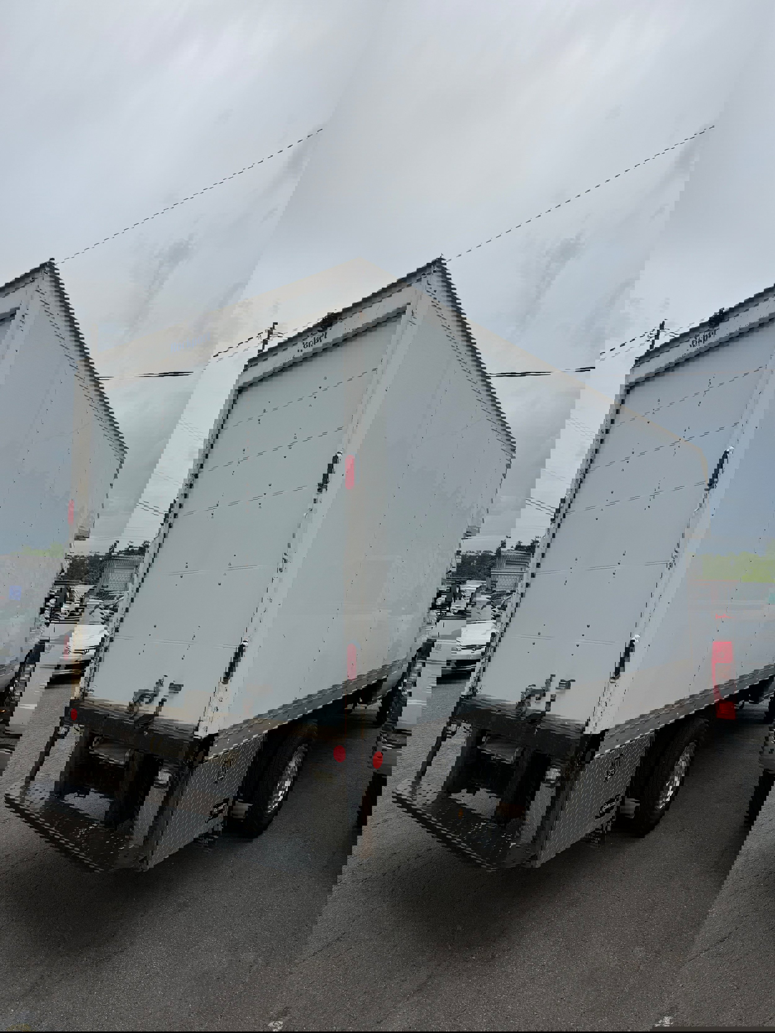 Used 2018 Ford E-450 and Econoline 450 Super Duty w/ Power Windows & Locks Group RWD image 7