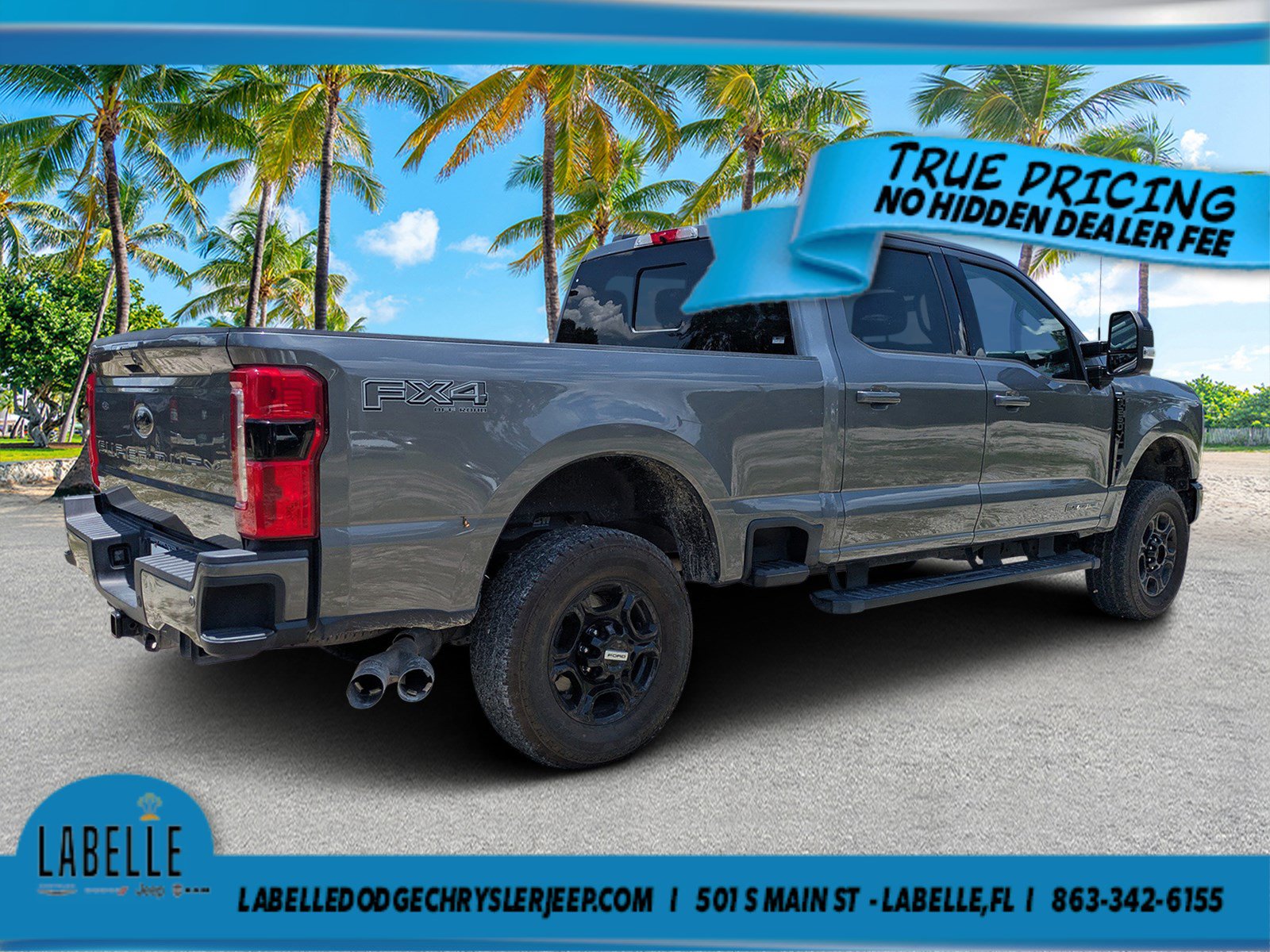 Used 2023 Ford F250 4x4 Crew Cab Super Duty image 4