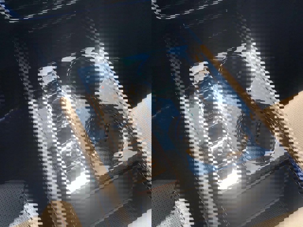 New 2025 Volkswagen Atlas Cross Sport SEL image 29