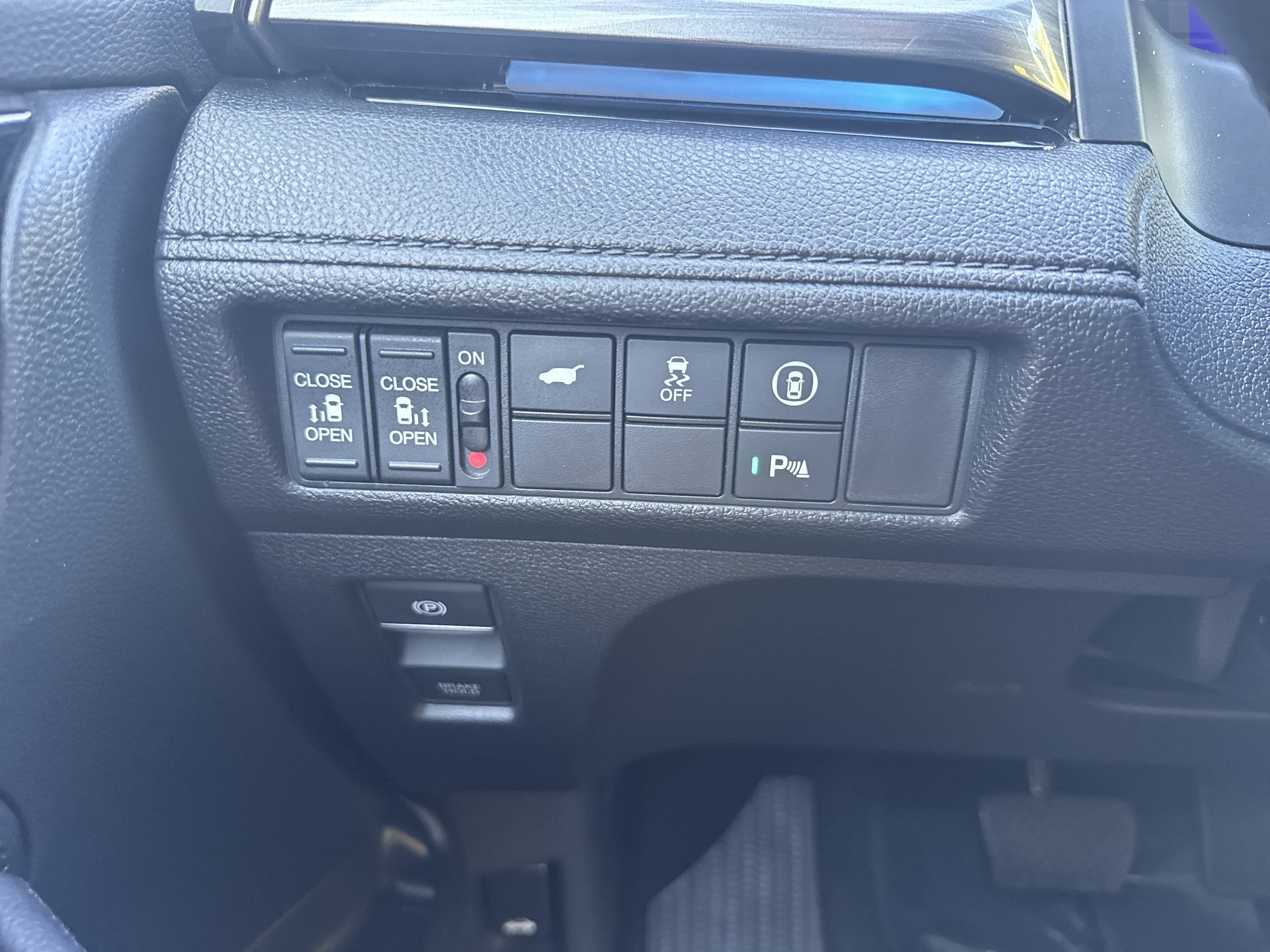 Used 2023 Honda Odyssey Elite image 31