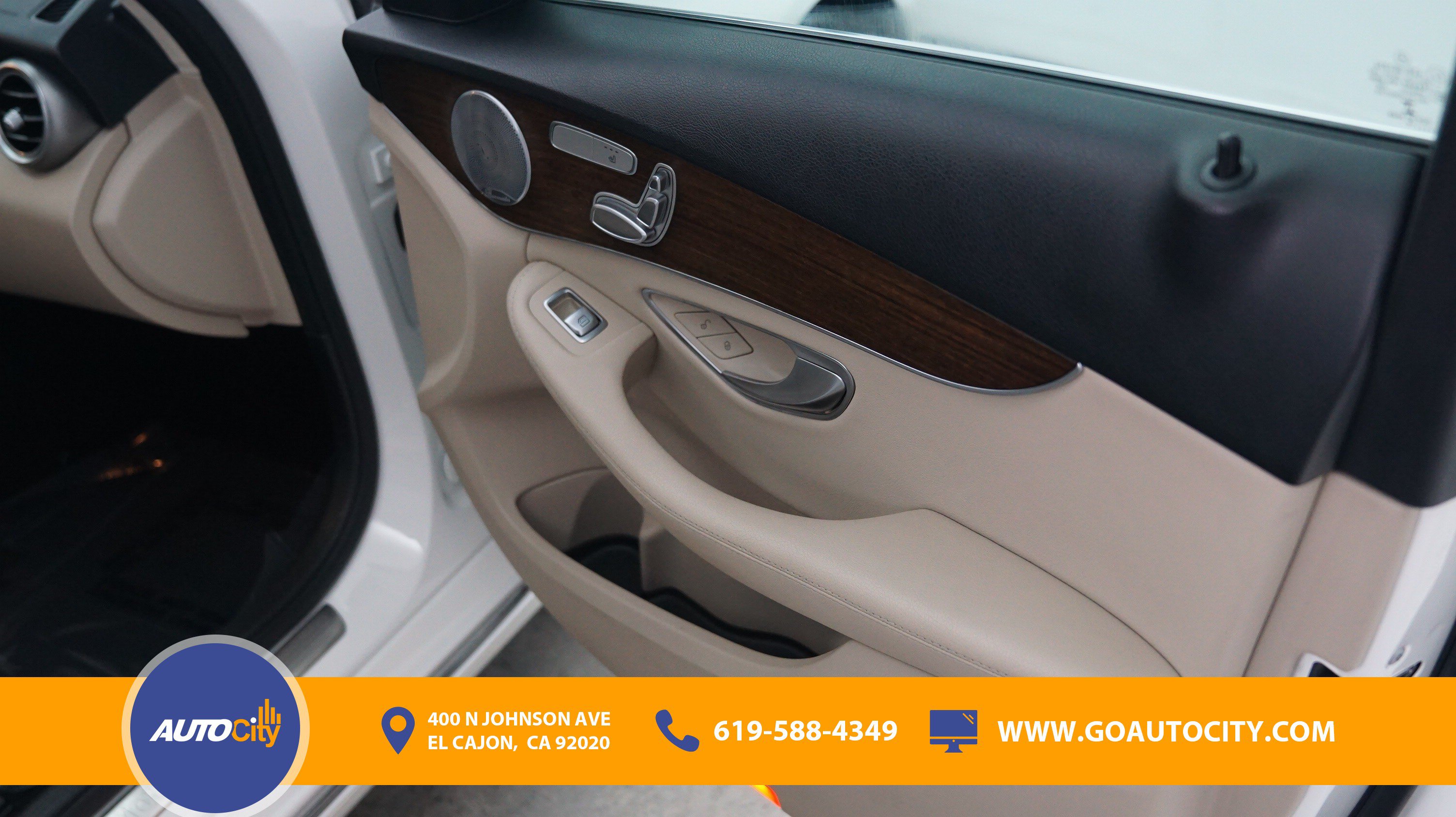 Used 2019 Mercedes-Benz C 300 Sedan image 16