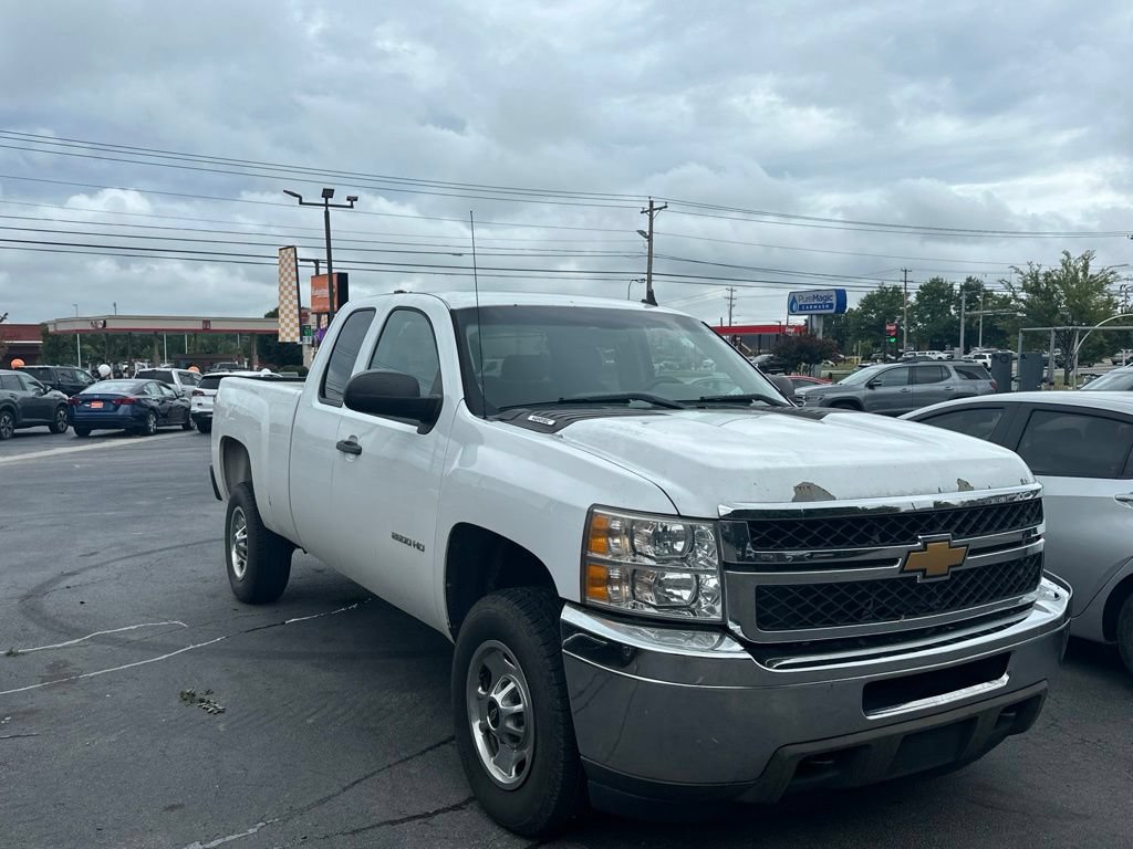 Used 2013 Chevrolet Silverado 2500 W/T AWD/4WD image 1