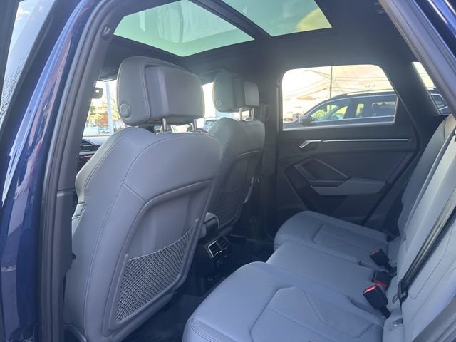 Used 2024 Audi Q3 2.0T Premium Plus image 16