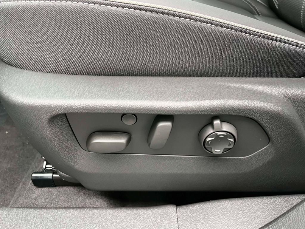 New 2026 Buick Envision Avenir image 24