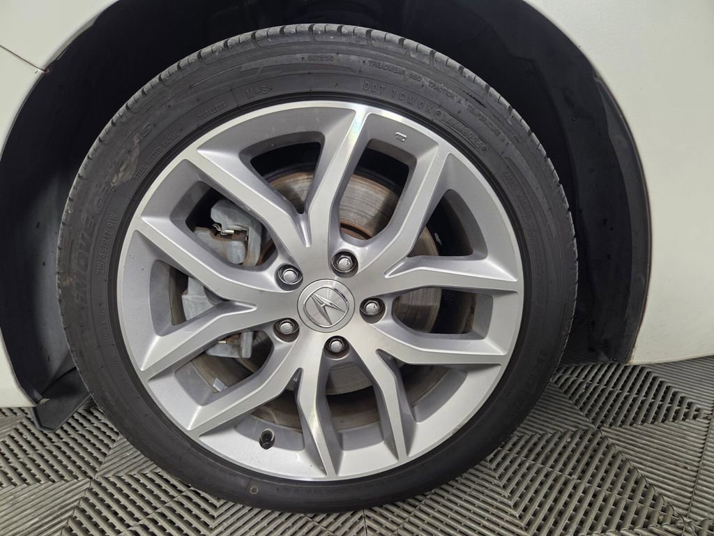 Used 2019 Acura ILX FWD image 8