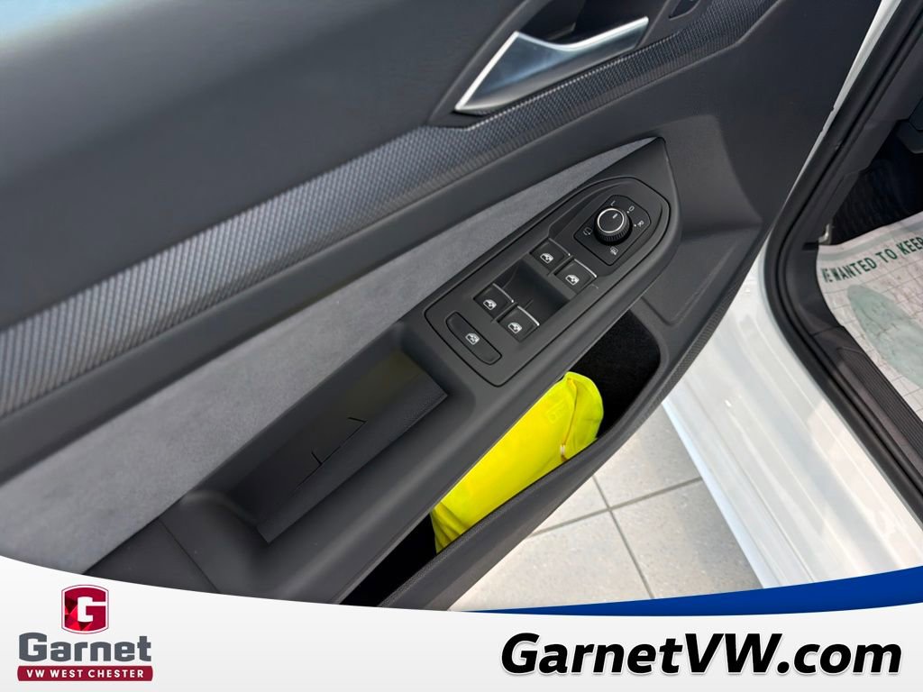 New 2026 Volkswagen Golf w/ Euro Style Package image 11