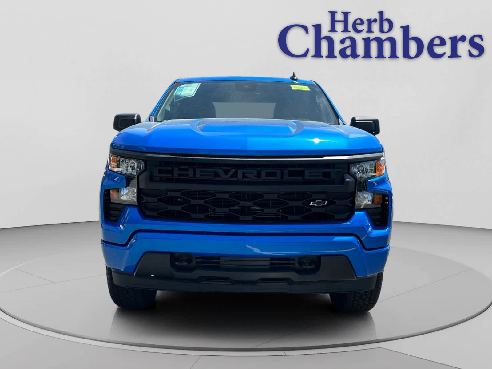 Used 2026 Chevrolet Silverado 1500 Custom AWD/4WD image 2