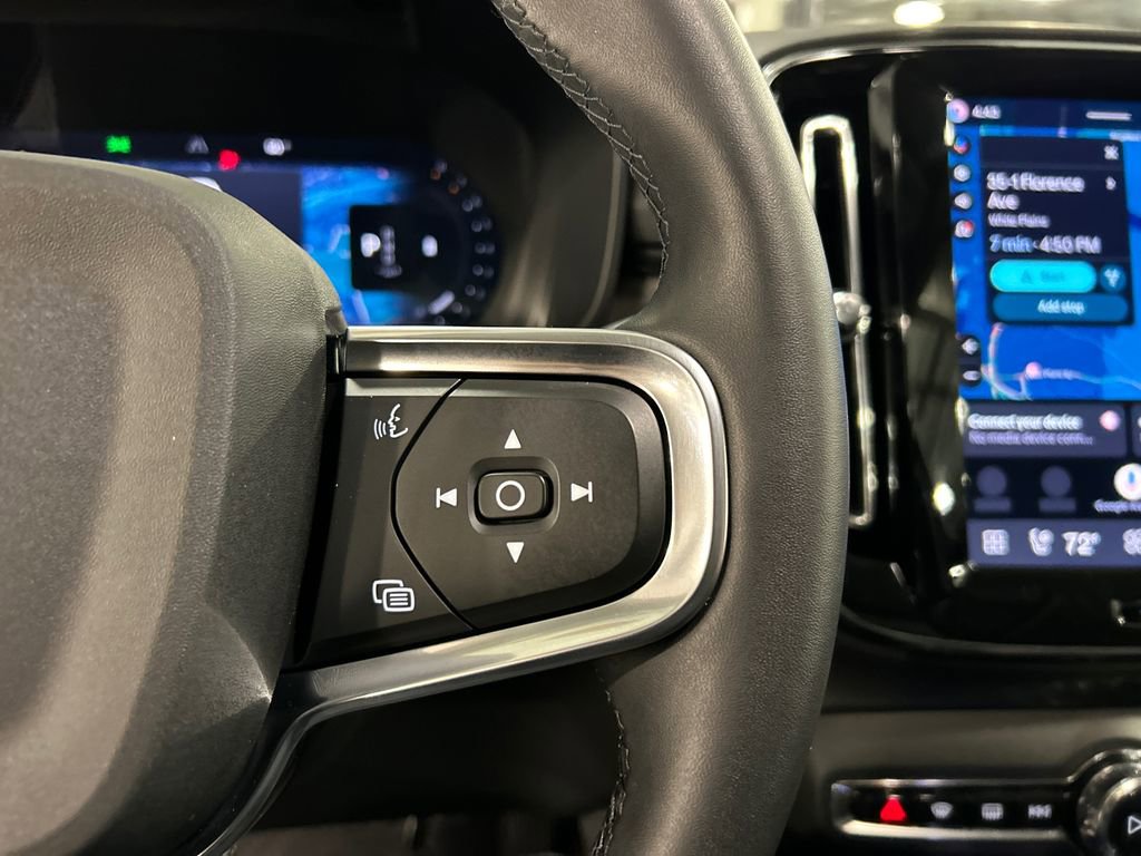 Used 2026 Volvo XC40 B5 Ultra w/ Climate Package image 14