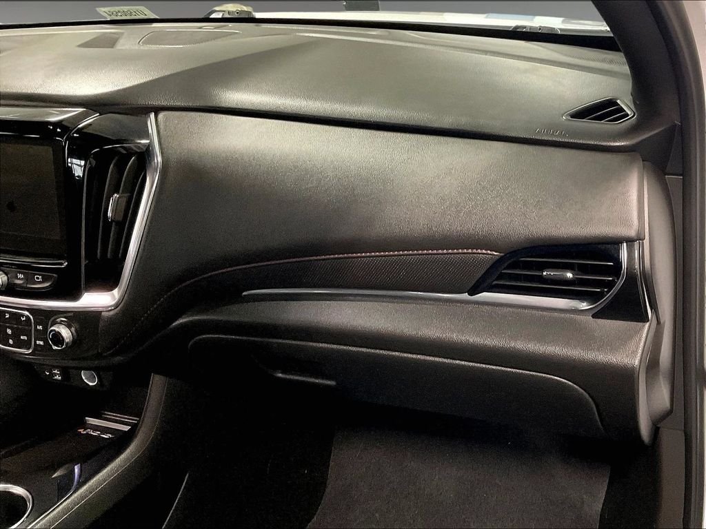 Used 2023 Chevrolet Traverse RS AWD/4WD image 13
