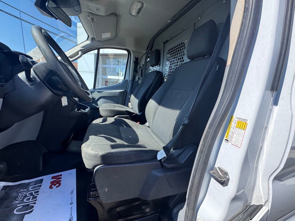 Used 2019 Ford Transit 250 130 Low Roof image 9