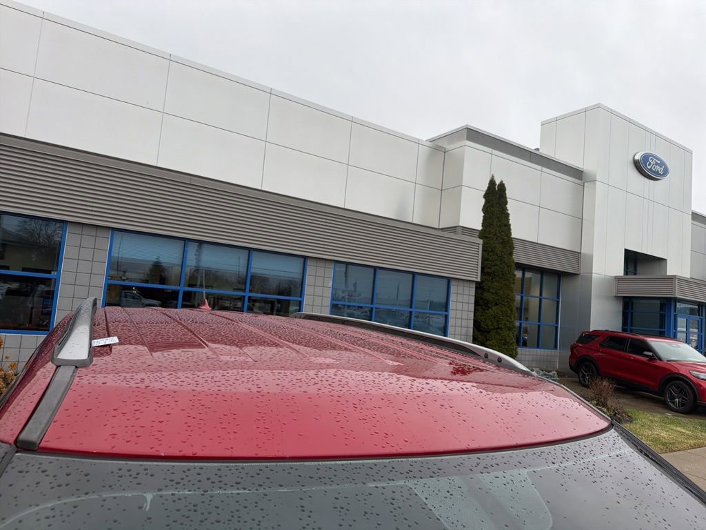 Certified 2018 Ford Explorer XLT w/ Equipment Group 201A image 47