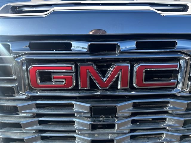 Used 2024 GMC Sierra 3500 Denali w/ Denali Reserve Package AWD/4WD image 40