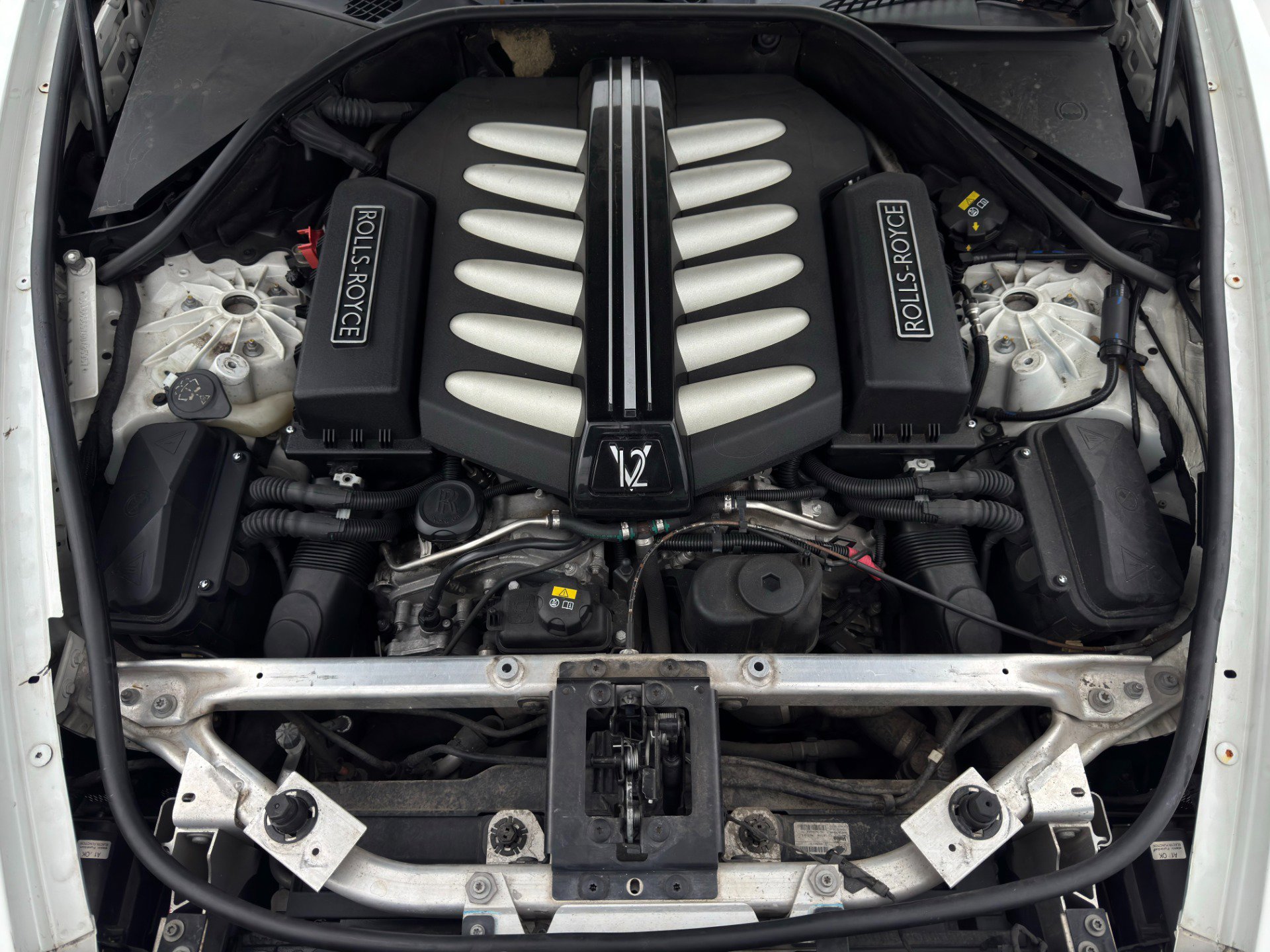 Used 2016 Rolls-Royce Wraith image 24