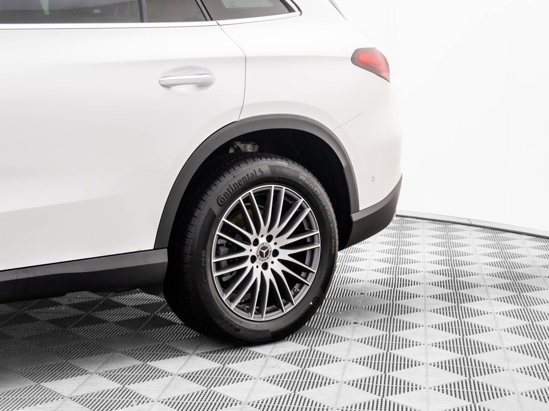 New 2026 Mercedes-Benz GLC 300 4MATIC image 37