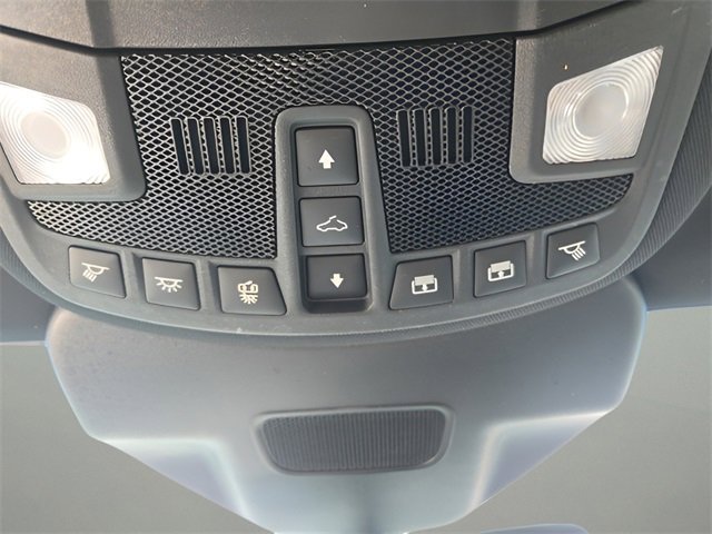 Used 2020 Lincoln Nautilus Reserve image 16