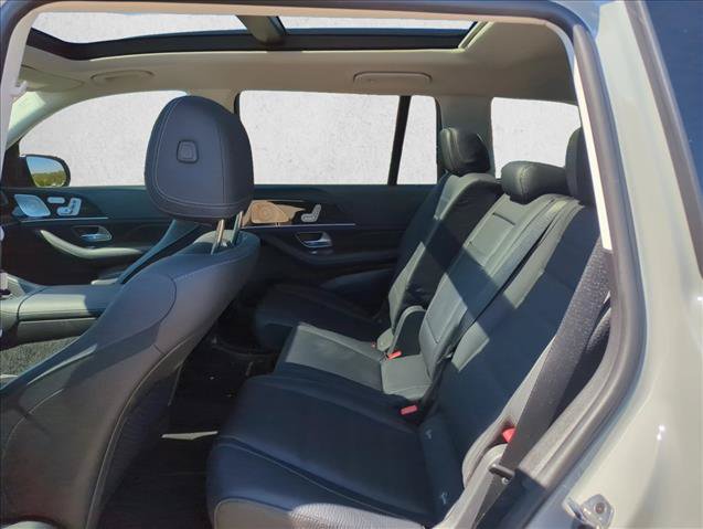 Used 2024 Mercedes-Benz GLS 450 4MATIC image 21