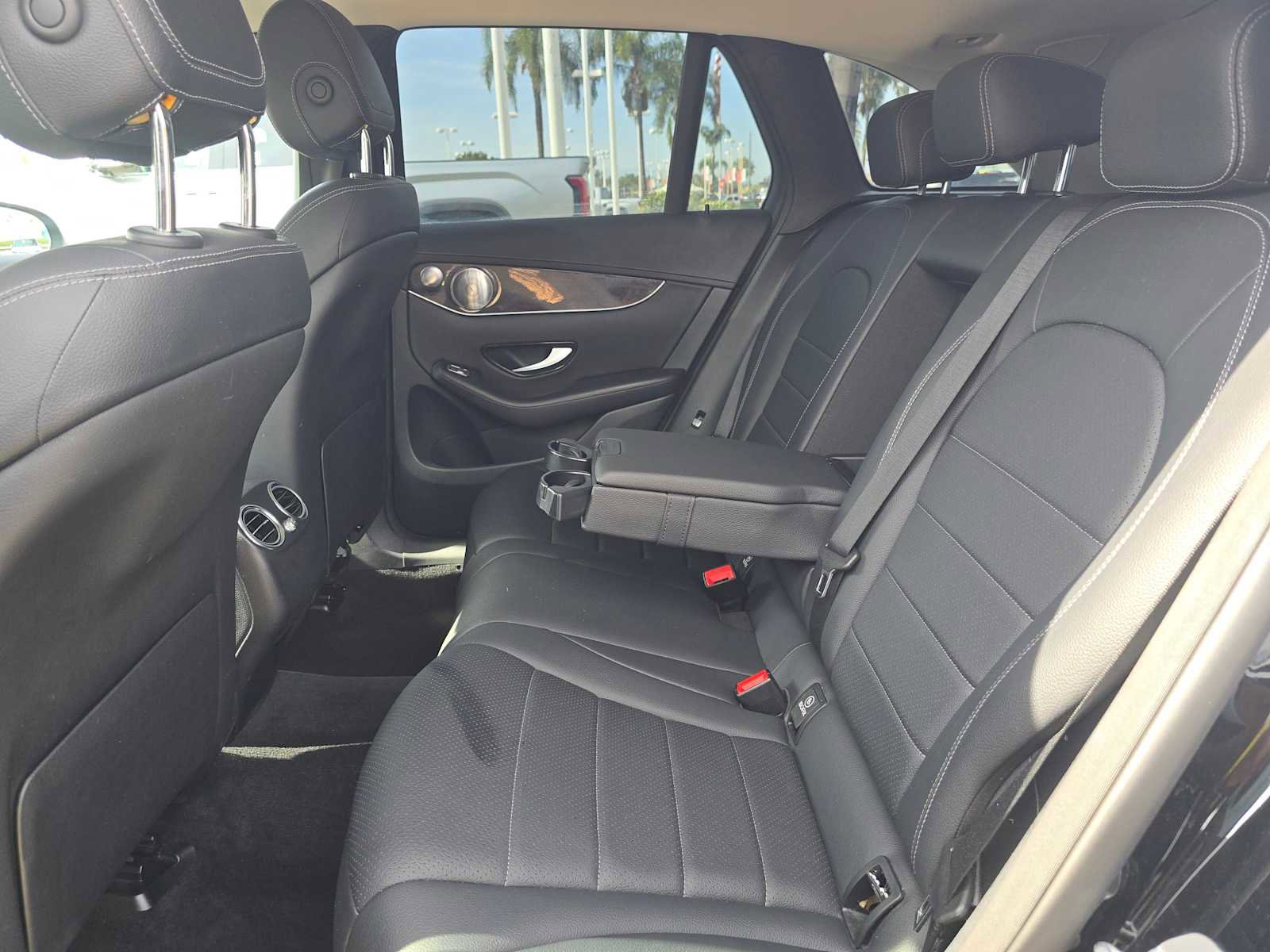 Used 2017 Mercedes-Benz GLC 300 4MATIC image 16