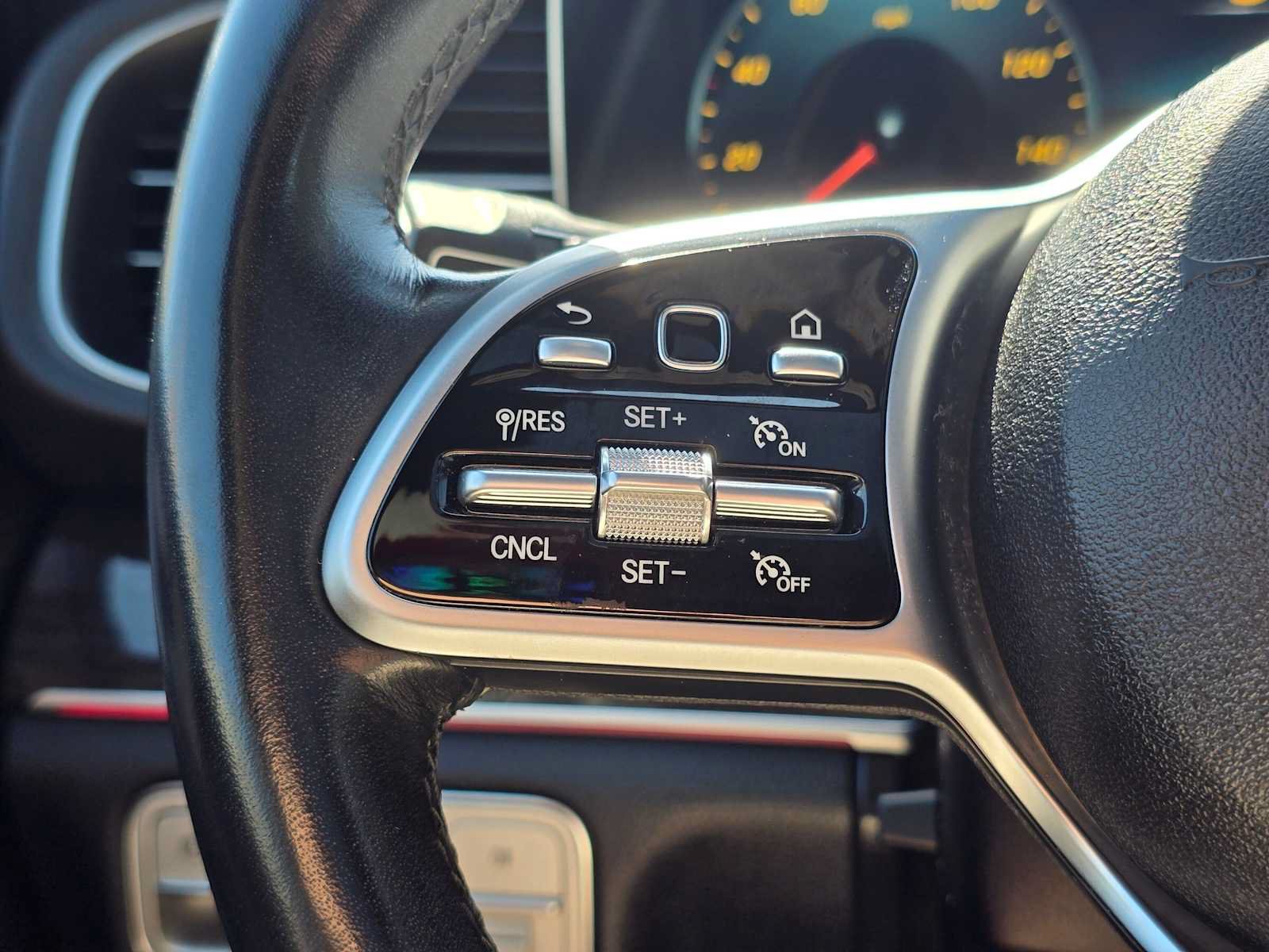 Used 2021 Mercedes-Benz GLE 350 image 34
