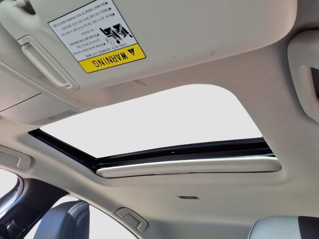 Used 2023 MAZDA MAZDA3 s image 15