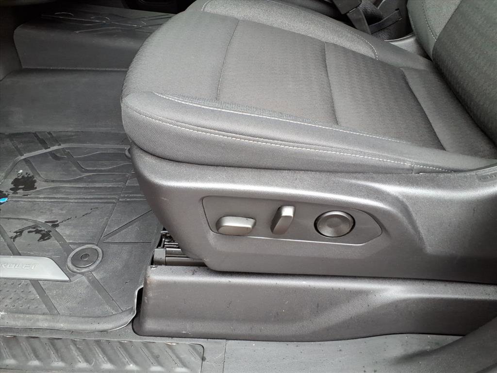 Used 2024 Chevrolet Silverado 1500 Custom w/ Turbomax Blackout Package image 8