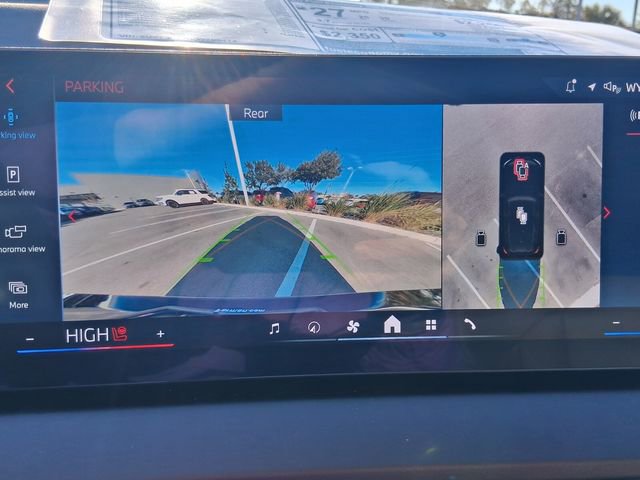 Used 2025 BMW X3 M50 w/ Premium Package image 23