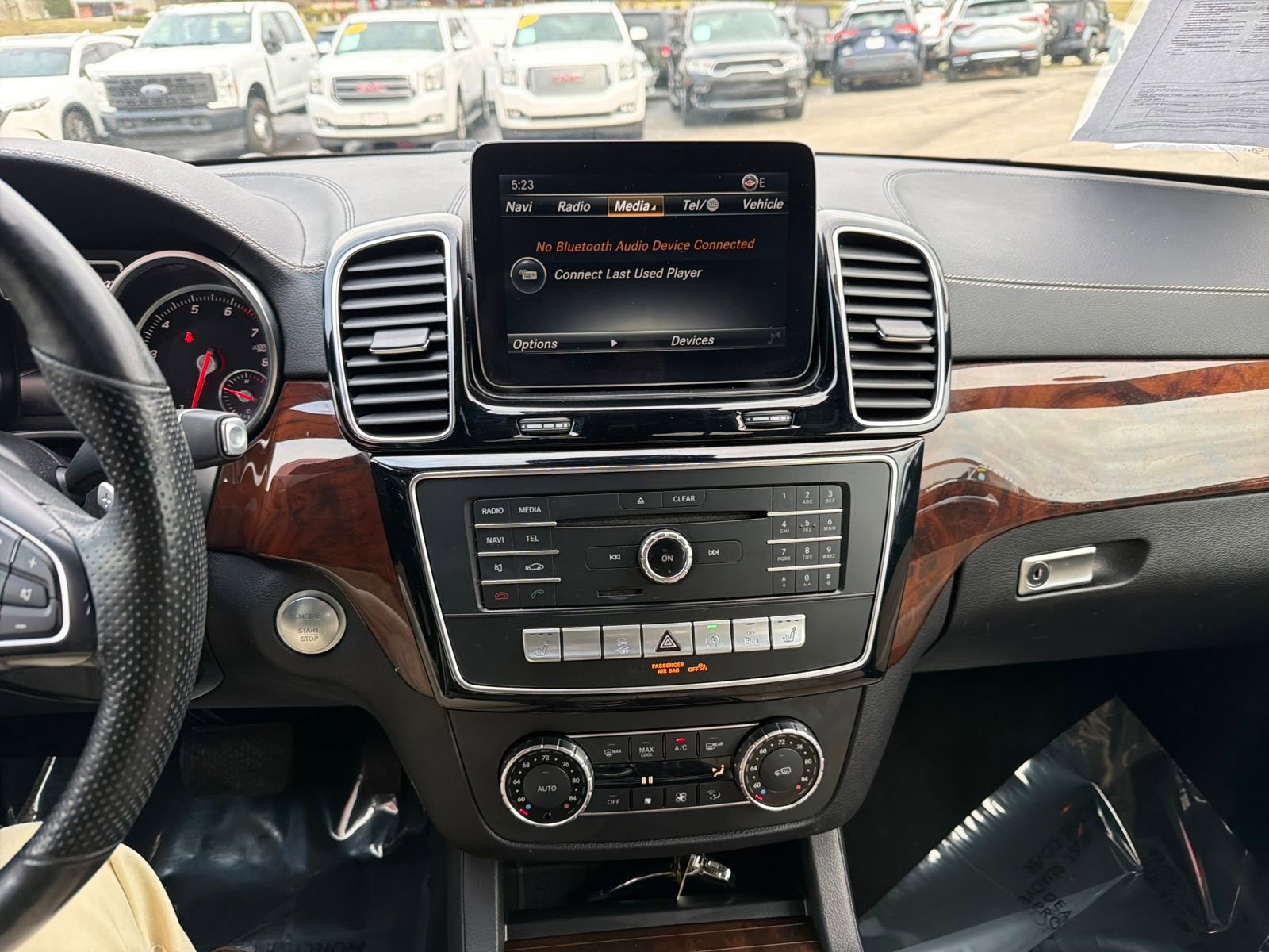 Used 2017 Mercedes-Benz GLS 450 4MATIC w/ Premium Package image 18