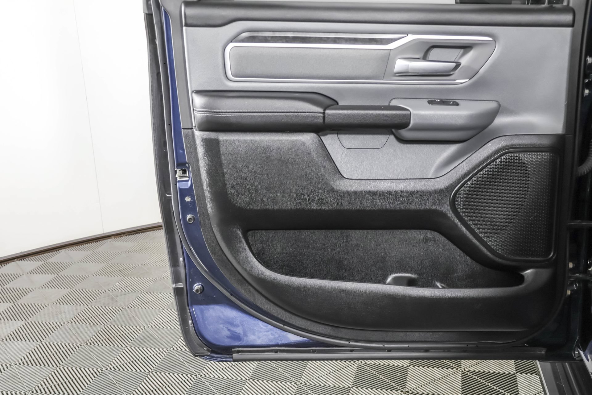 Used 2021 RAM 1500 Big Horn AWD/4WD image 39
