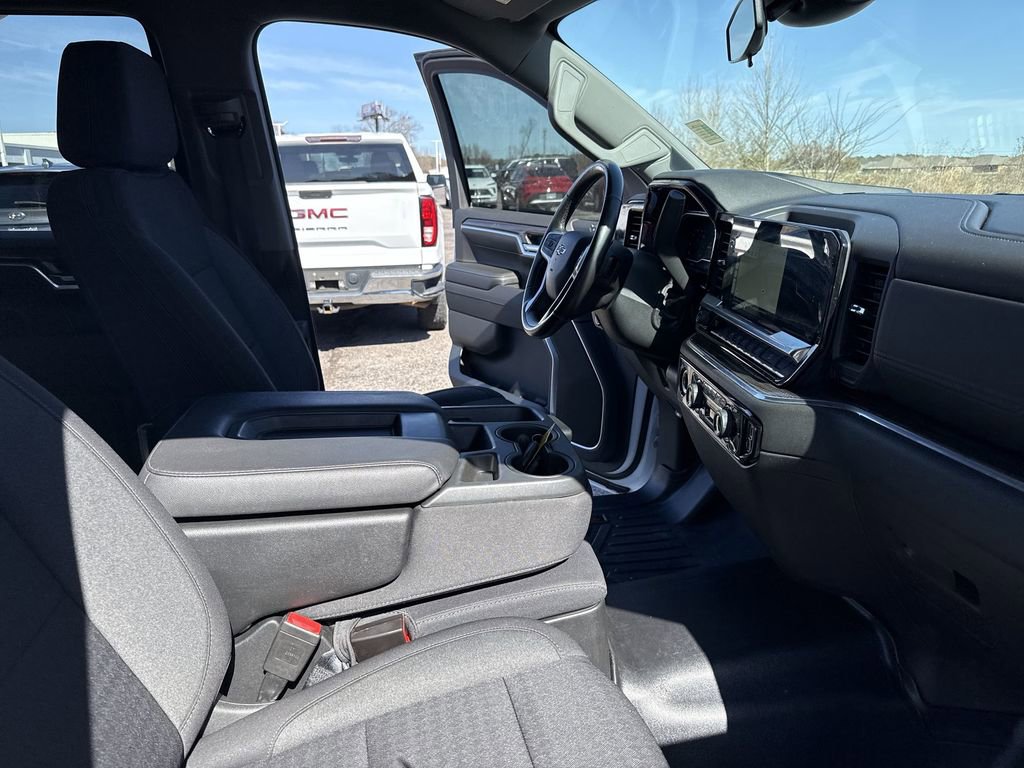 Certified 2022 Chevrolet Silverado 1500 RST image 35