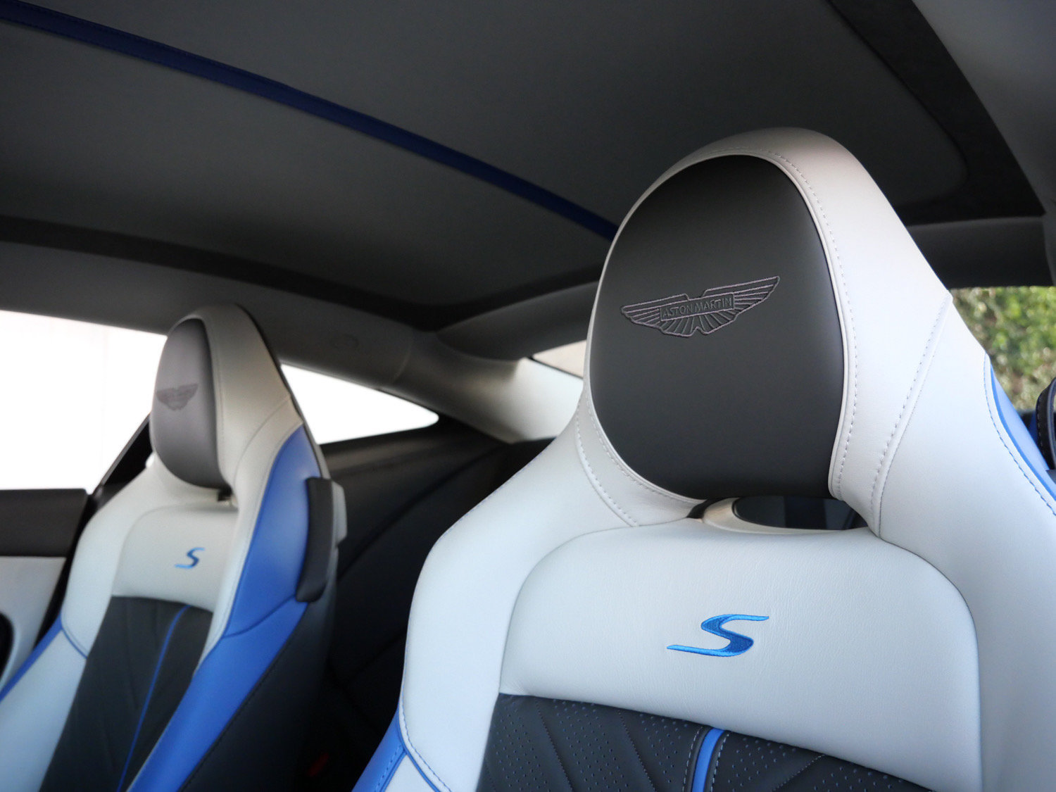 New 2026 Aston Martin DB12 Coupe RWD image 5