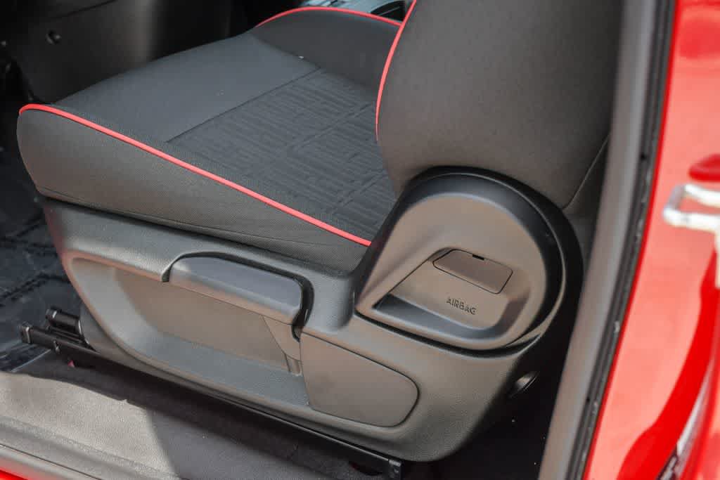 Used 2024 FIAT 500 e (RED) FWD image 27