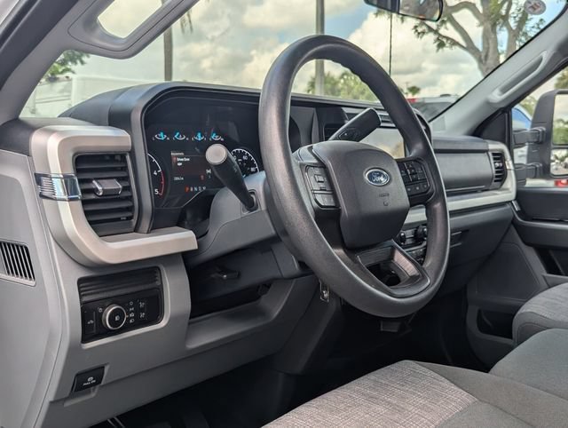 Used 2026 Ford F250 XLT AWD/4WD image 11