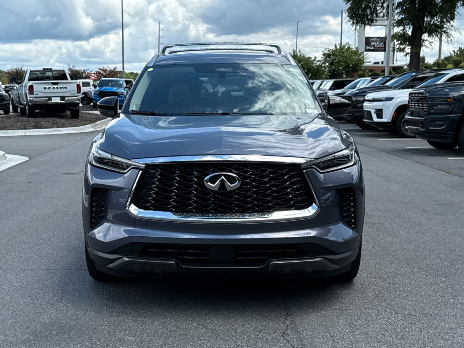 Used 2025 INFINITI QX60 Sensory AWD/4WD image 8