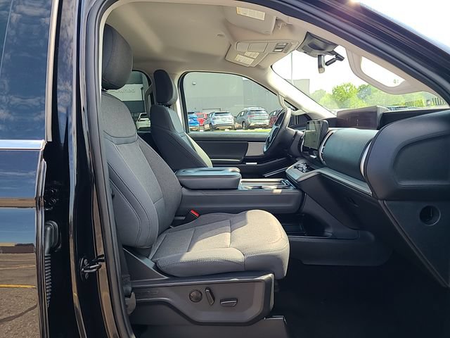 Used 2025 Ford Expedition Active AWD/4WD image 30