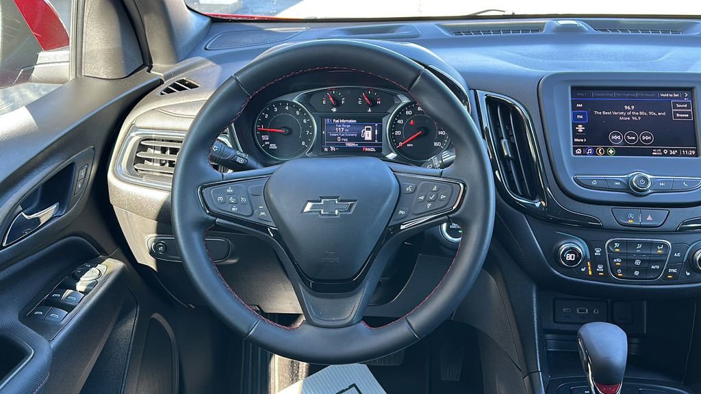 Used 2023 Chevrolet Equinox RS image 17