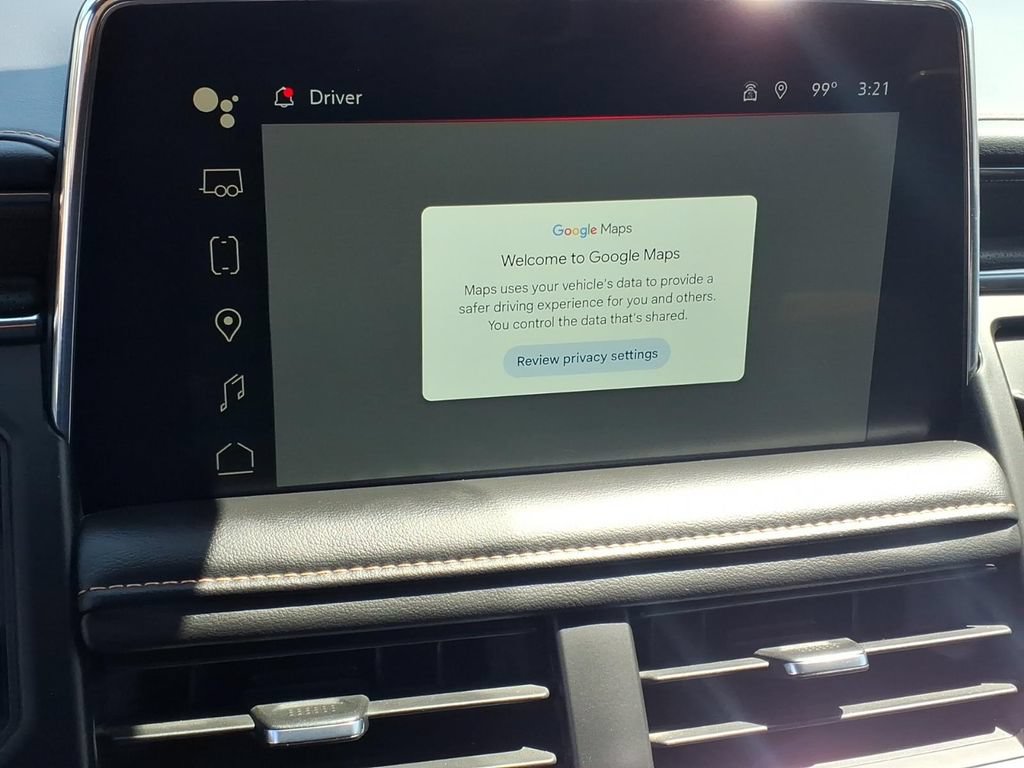 Certified 2024 GMC Yukon XL AT4 w/ AT4 Premium Plus Package AWD/4WD image 17