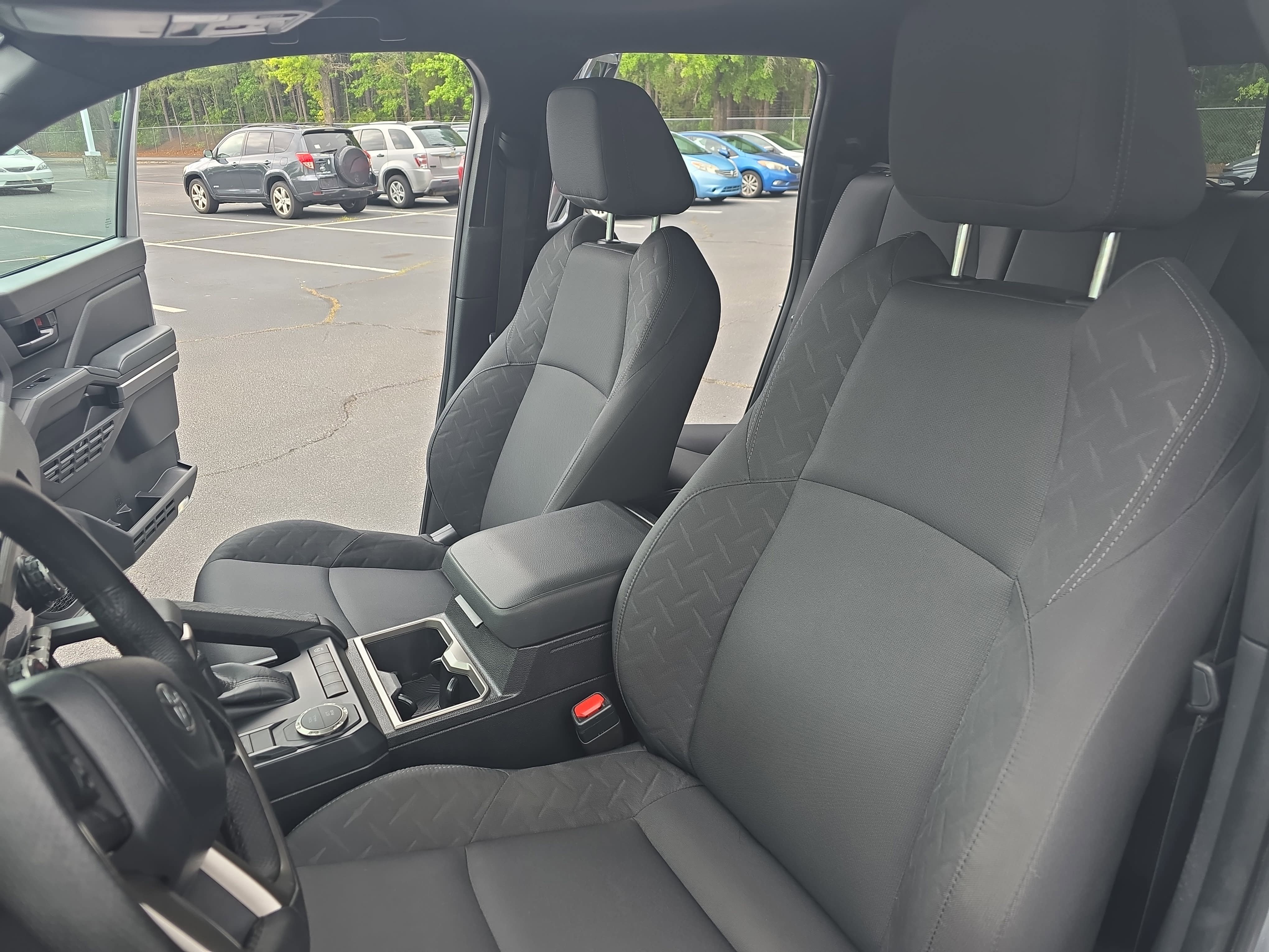 Used 2024 Toyota Tacoma SR5 w/ SR5 Upgrade Package RWD image 13