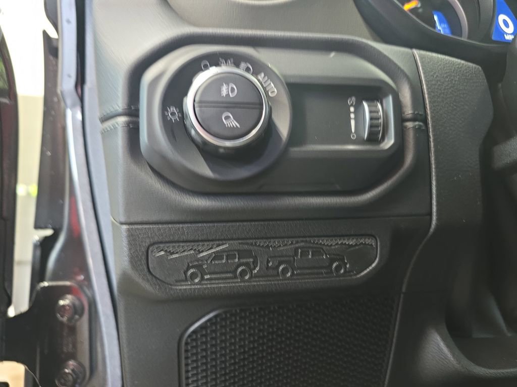 New 2026 Jeep Gladiator Mojave AWD/4WD image 26