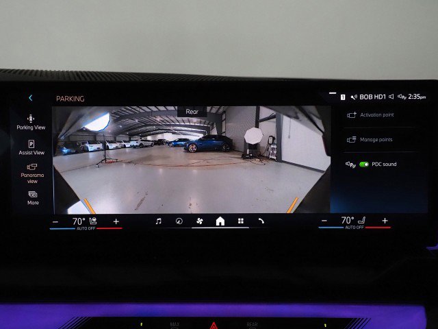 Used 2025 BMW i5 eDrive40i w/ M Sport Package image 32