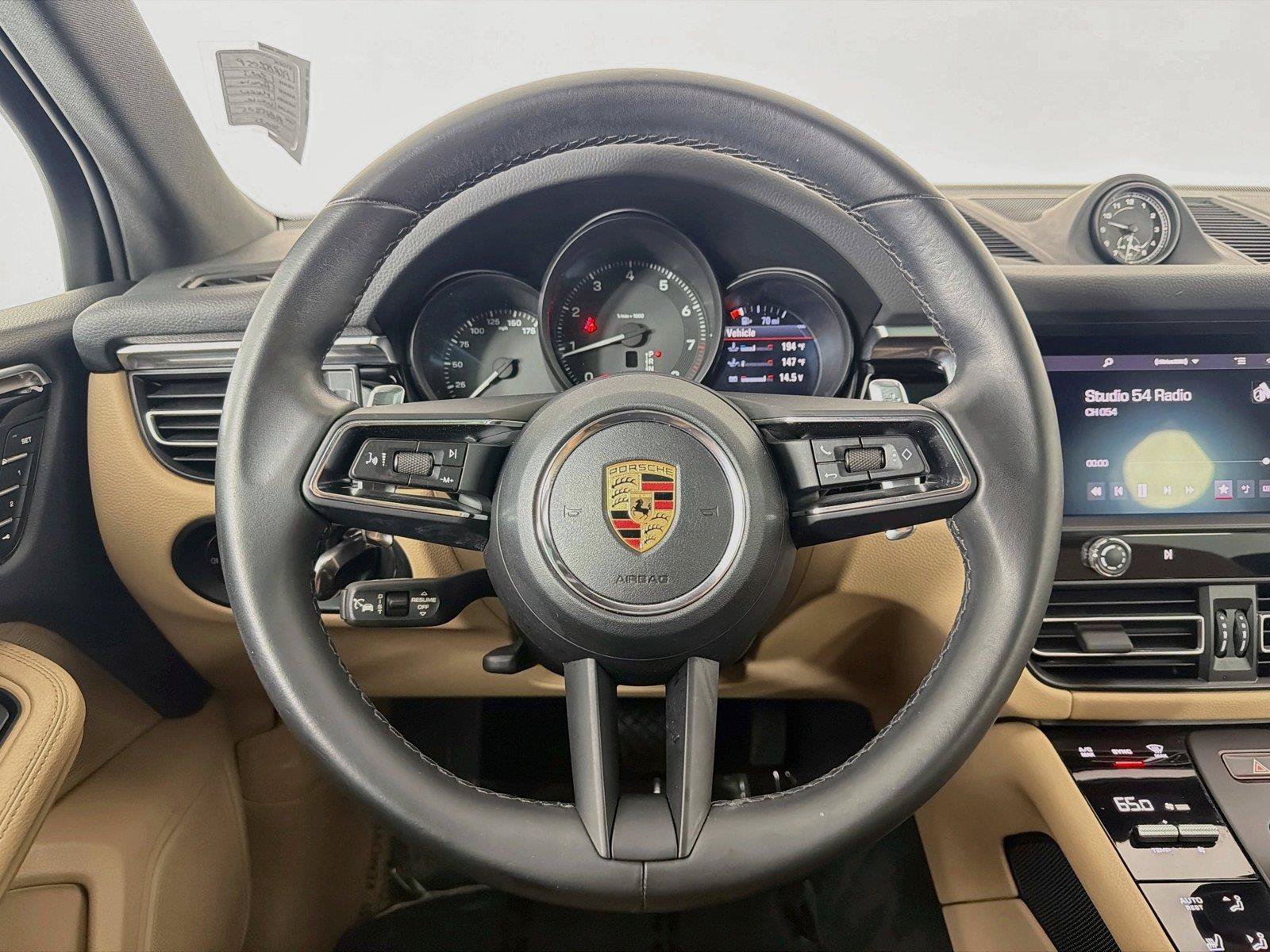 Used 2023 Porsche Macan AWD/4WD image 12
