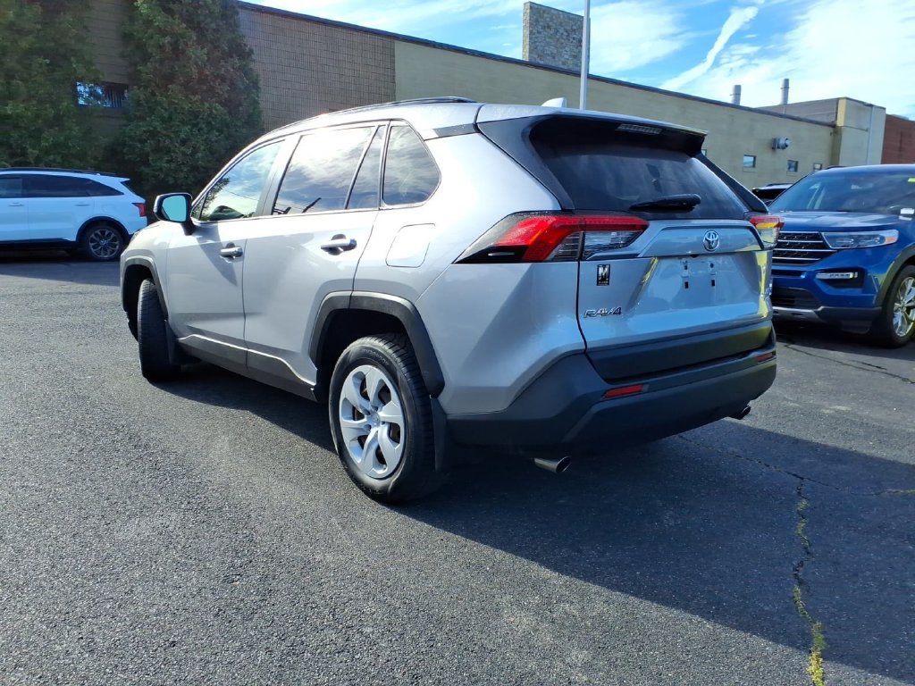 Used 2020 Toyota RAV4 LE w/ All Weather Liner Package AWD/4WD image 6
