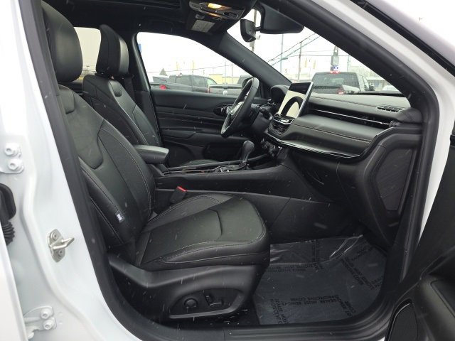 Used 2024 Jeep Compass Limited w/ Driver Assist Group I image 41