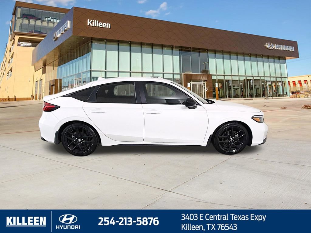 Used 2025 Honda Civic Sport image 8