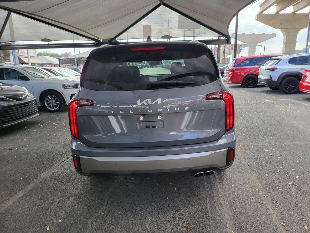 Used 2025 Kia Telluride S image 5