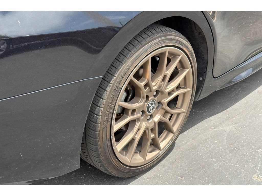 Used 2023 Toyota Camry SE w/ Convenience Package FWD image 4